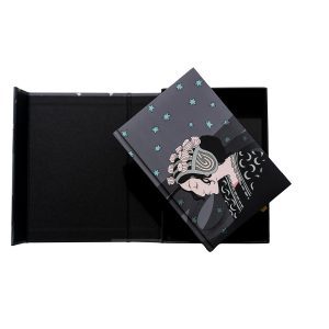 Notes w pudełku – grafika Edwarda Okunia